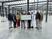 Valdosta Mayor Scott Matheson presents check to Second Harvest of South Georgia